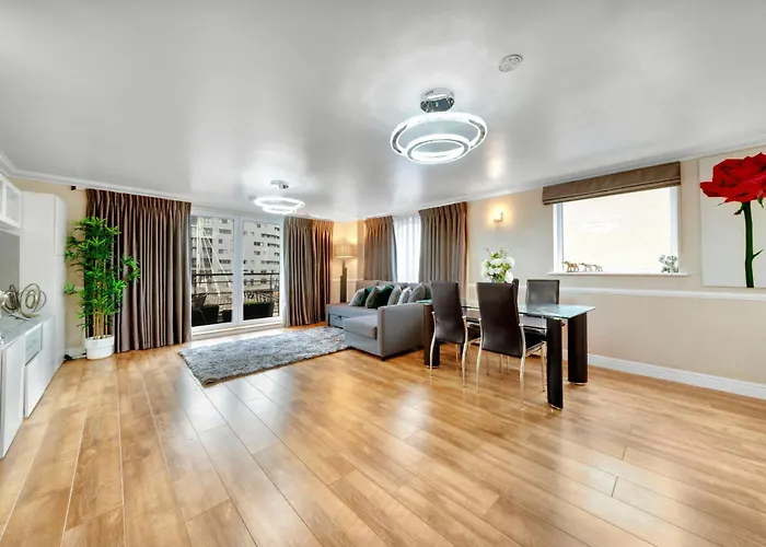 Large Modern 2Bedroom 2Bathroom Apartment London Cutty Sark Greenwich Close To Canary Wharf, 02 - Perfect For Long Stay